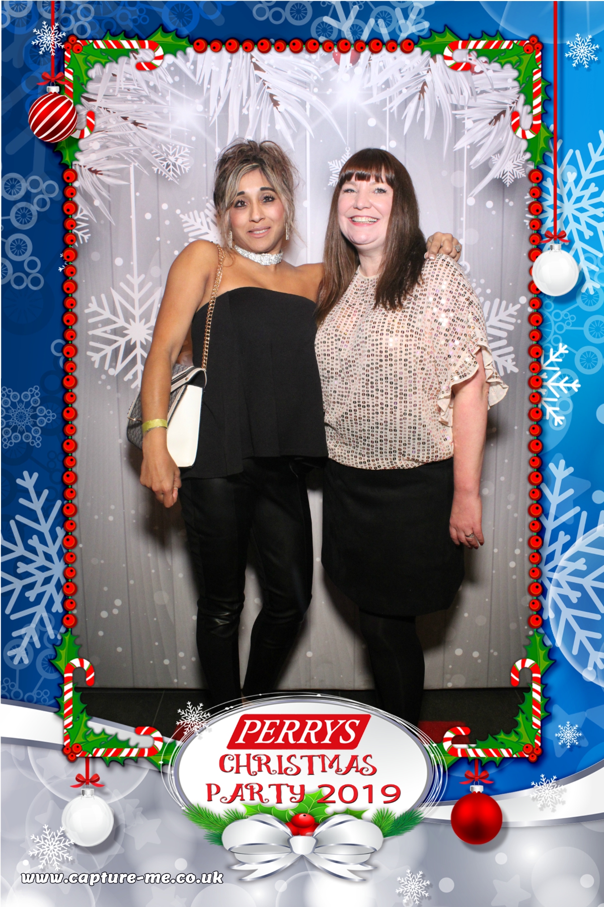 Perrys Aylesbury Christmas Party | View more photos from the event at gallery.capture-me.co.uk/u/Capture-me/Perrys-Aylesbury-Christmas-Party